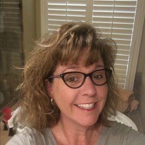 Meet your Posher, Kim